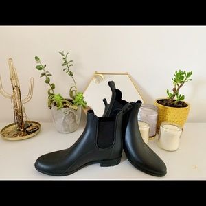 Chelsea Rain Boots